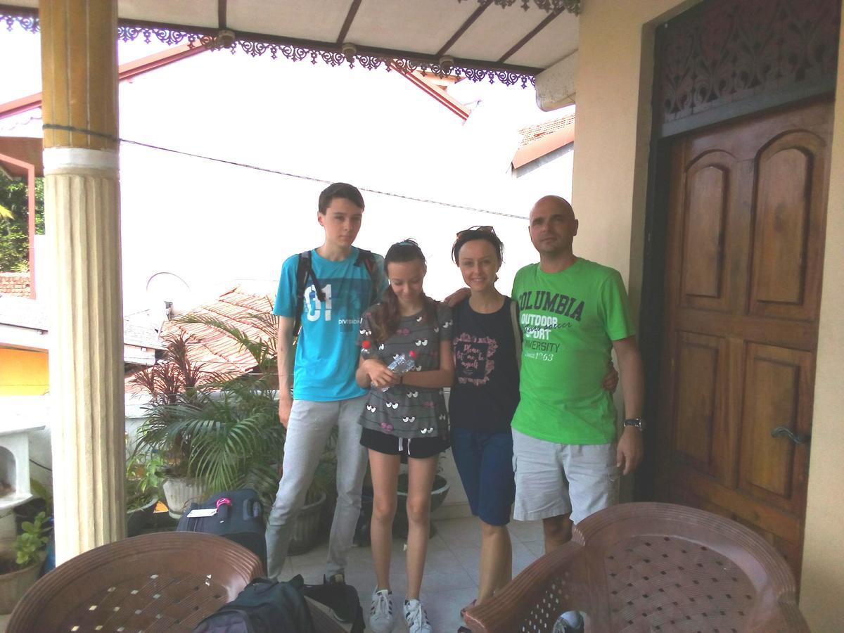 Randi Homestay In Νεγκόμπο Εξωτερικό φωτογραφία