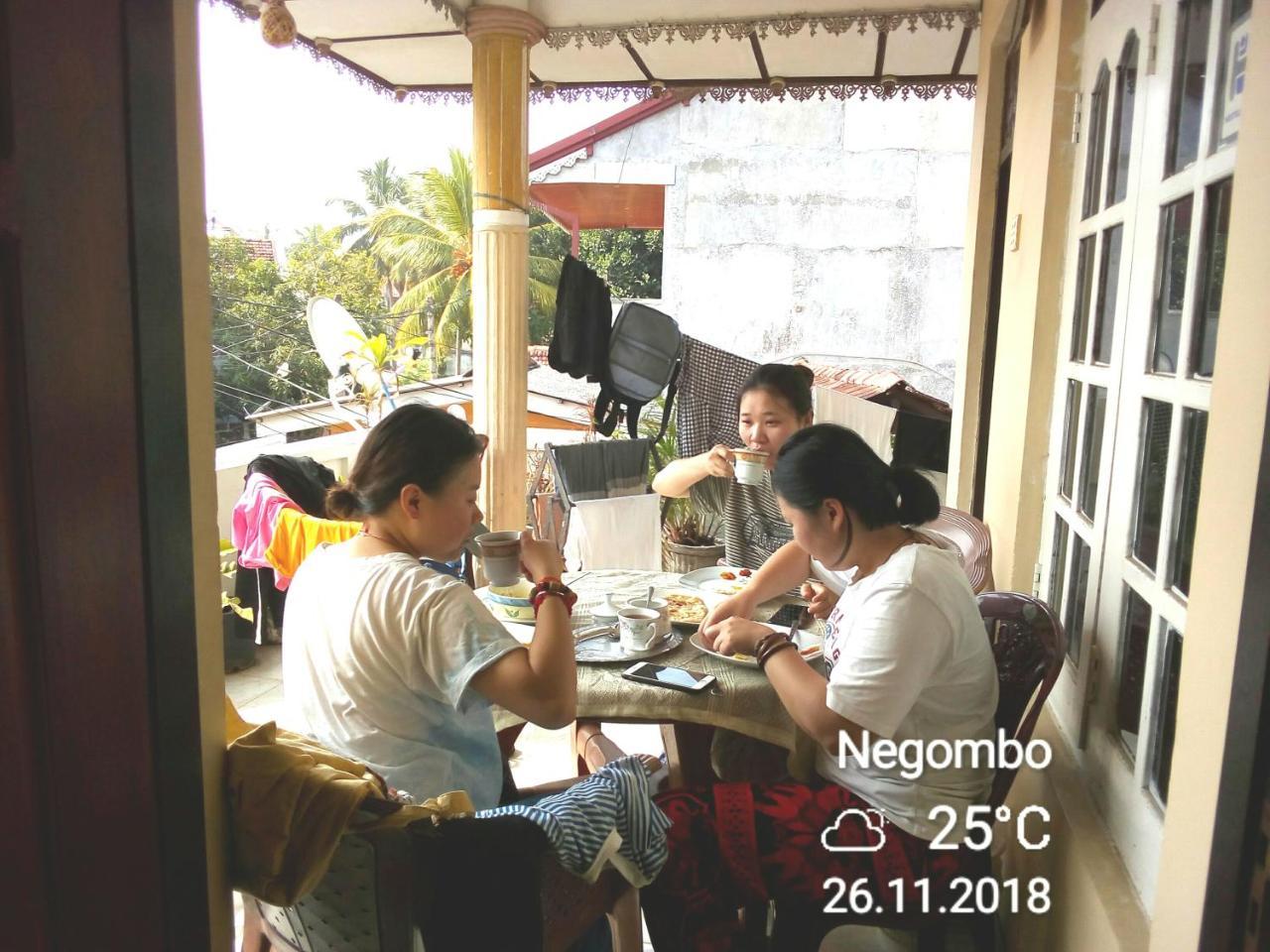 Randi Homestay In Νεγκόμπο Εξωτερικό φωτογραφία